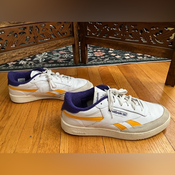 Classic men’s Reeboks - Picture 5 of 10